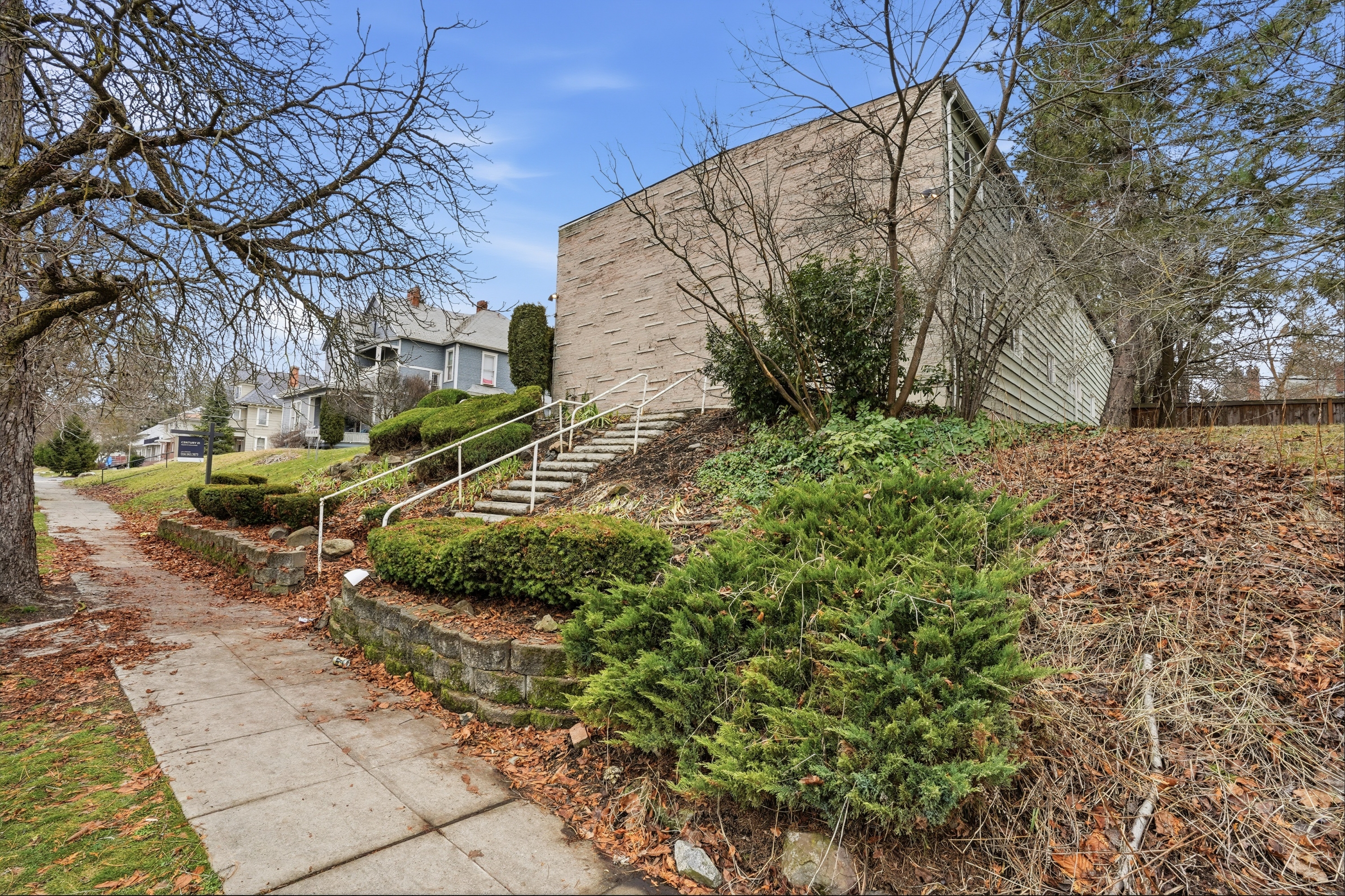 Property thumbnail image