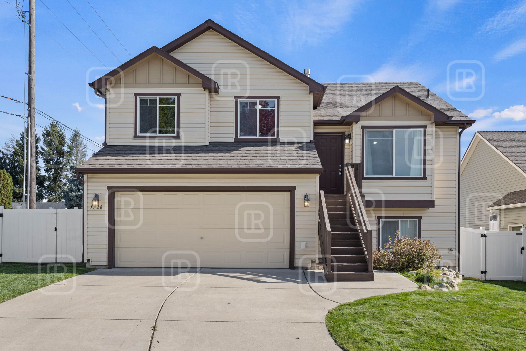 1526 North Coach Drive