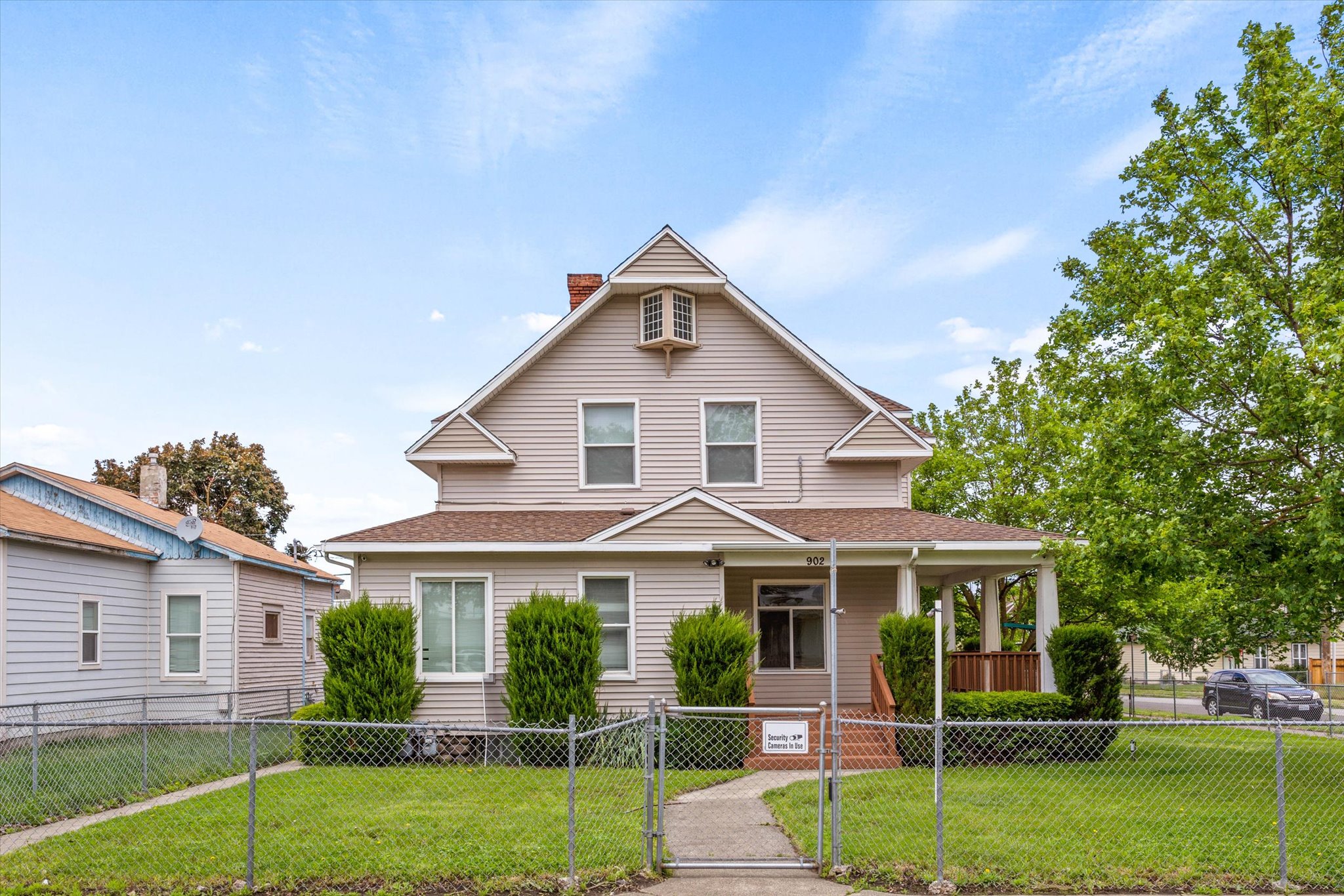 902 West Mansfield Avenue - 1