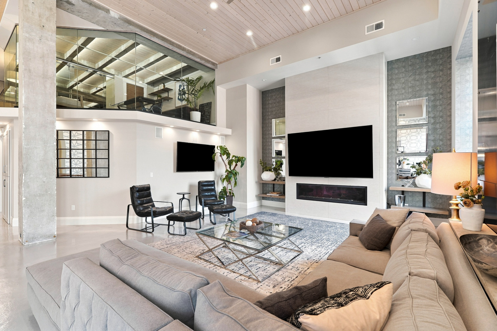 809 West Main Avenue - 1